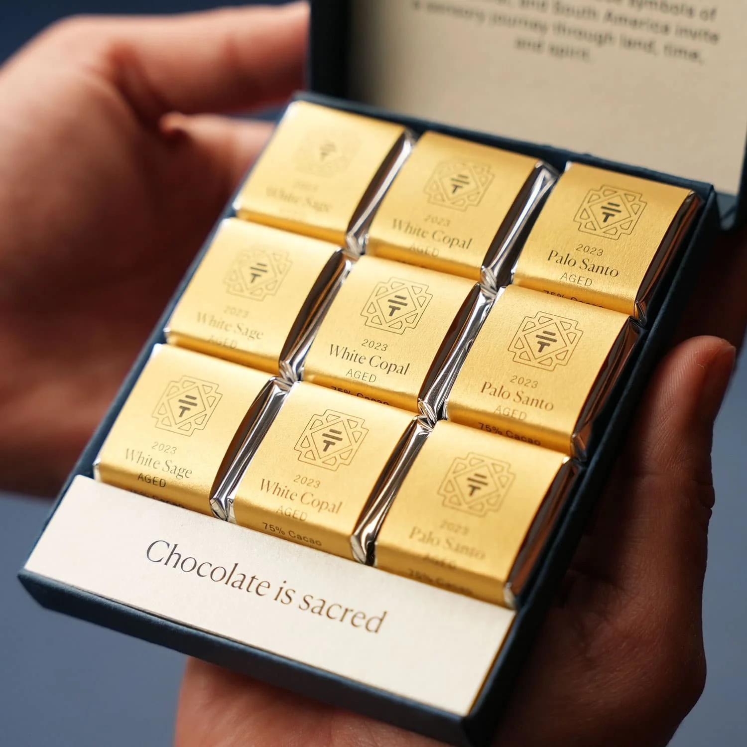 Teuerste Minischokolade Sacred mit 3 Sorten 18 kleine Tafeln Schokoladevomn Toak Ecuador