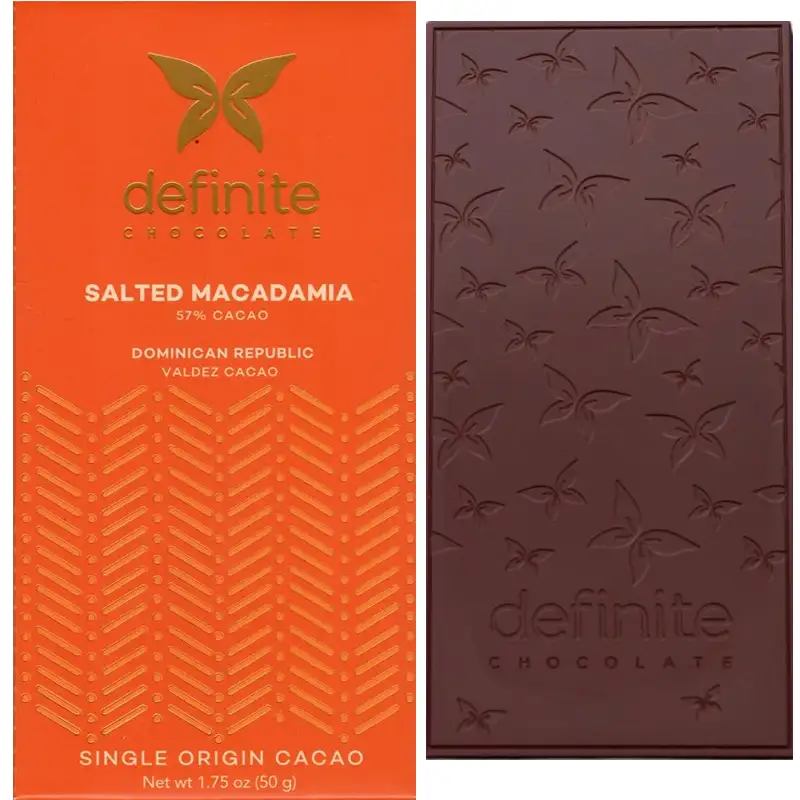 DEFINITE | Dunkle Schokolade »Gesalzene Macadamia« 57% | 50g Schokolade mit gesalzenen Macadamianüssen von definite