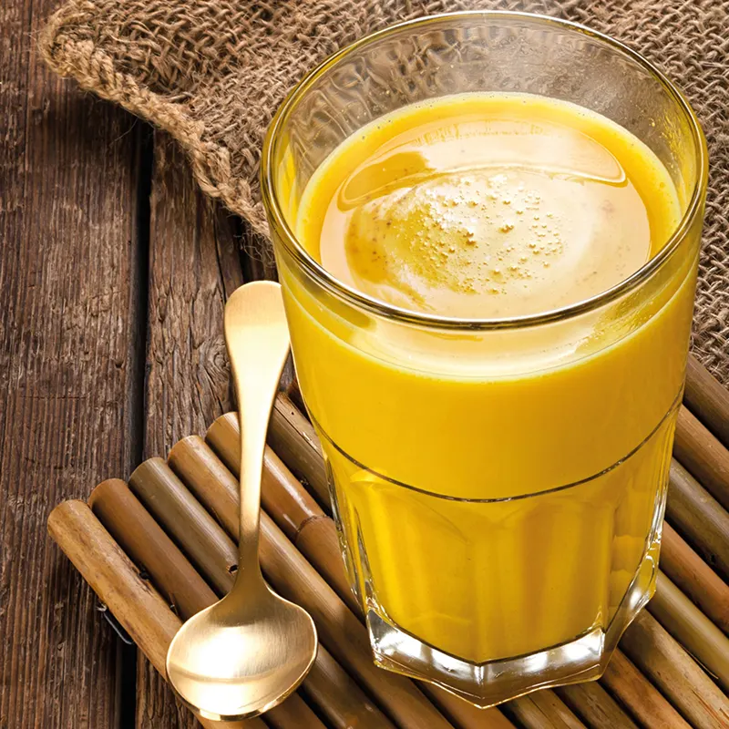 Ingwer-kurkuma-trinkschokolade weiss