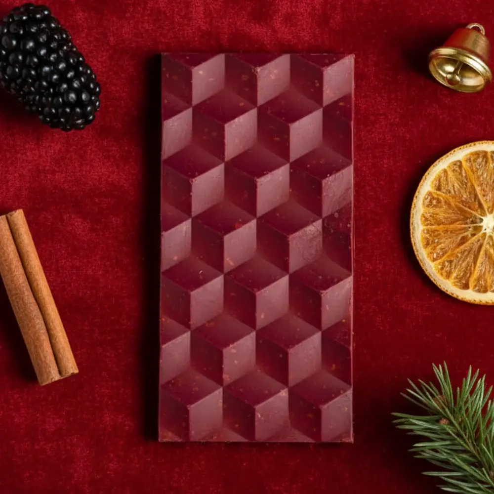 Fruchtschokolade mit Brombeere und Hibiskus