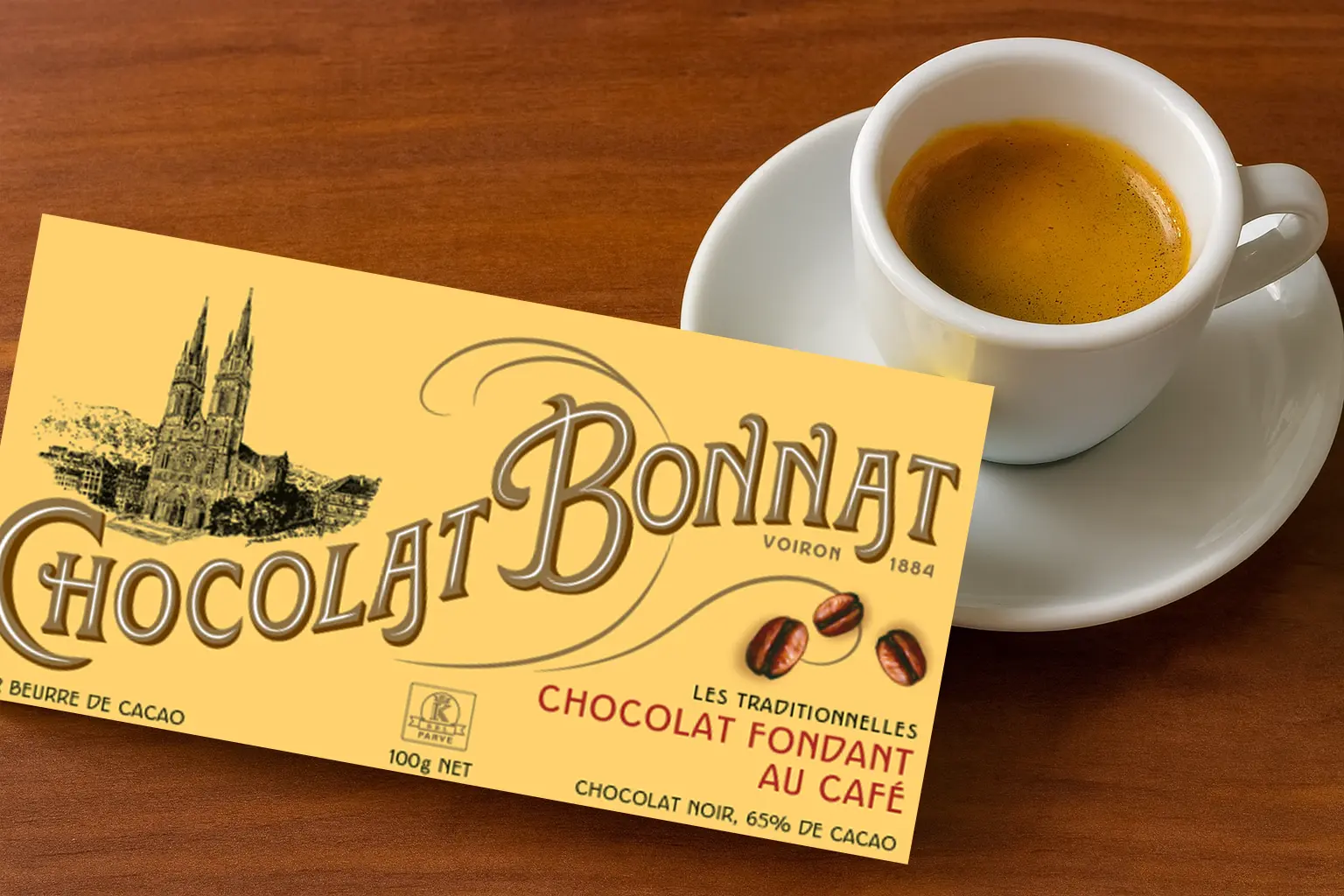Bonnat schokolade Fondant Caf#e neben einer tasse Espresso